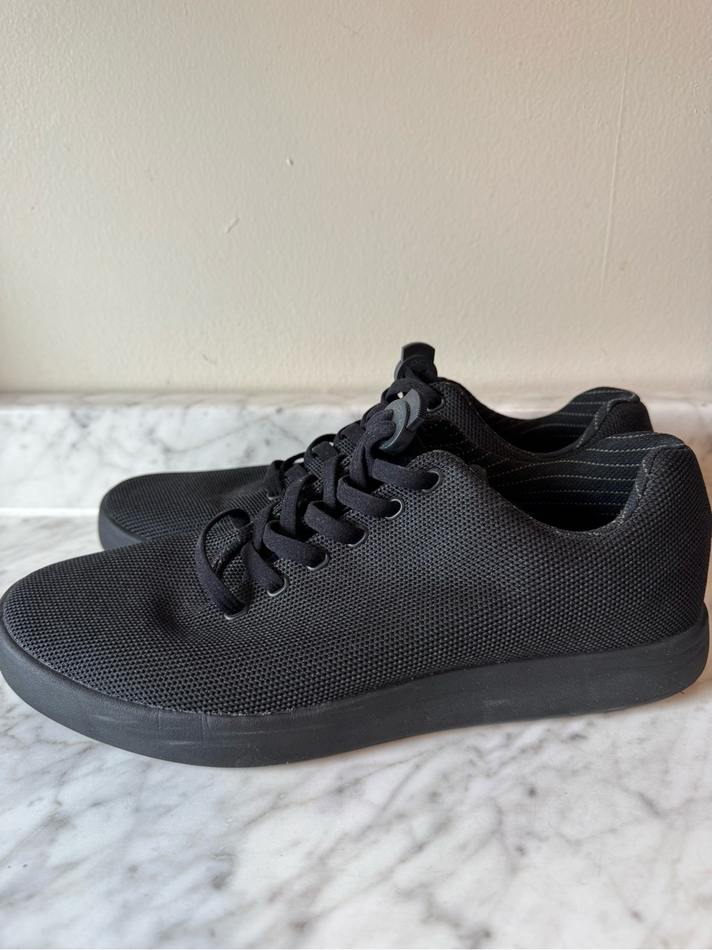 Women’s Atoms Lightweight Black Mesh Sneakers